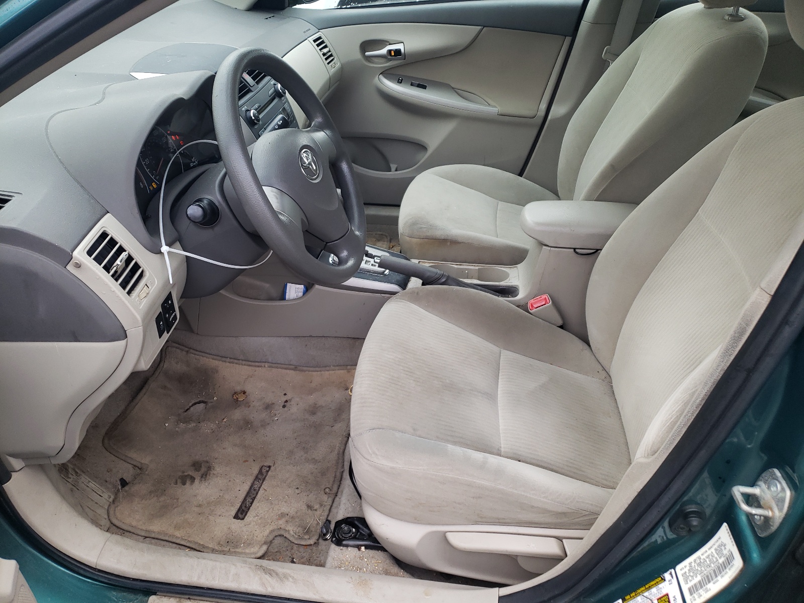 1NXBU4EEXAZ193238 2010 Toyota Corolla Base