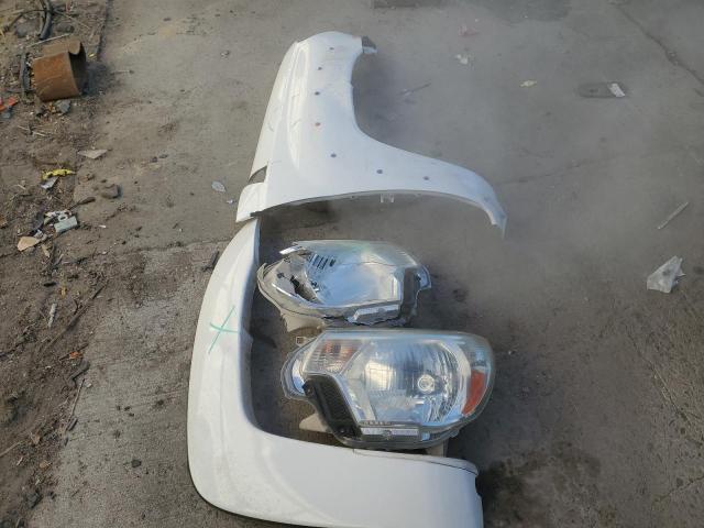 2012 Toyota Tacoma - Image 12