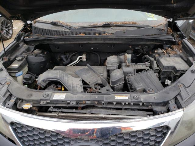 5XYKT3A12BG046788 KIA Sorento Base
