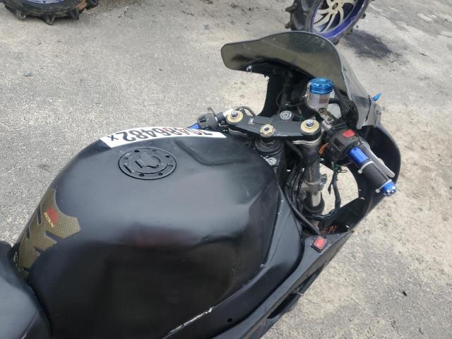2003 SUZUKI GSX-R1000 - JS1GN7PA332108212