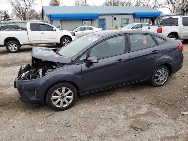 Salvage cars for sale from Copart Wichita, KS: 2013 Ford Fiesta SE