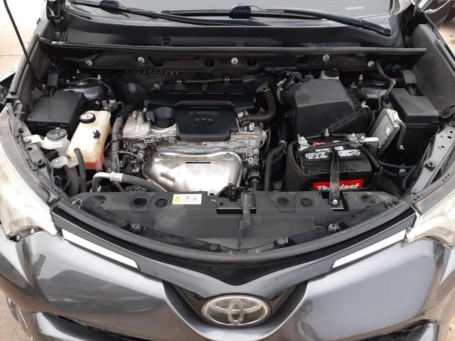 2017 TOYOTA RAV4 LE - JTMZFREV1HJ117901