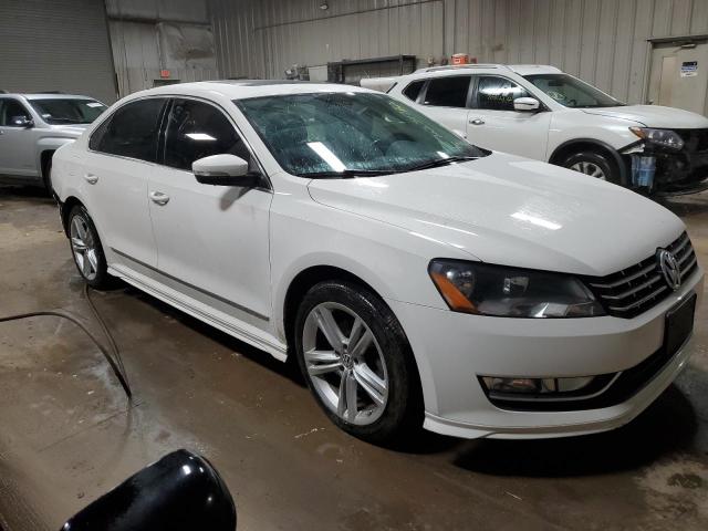 2015 VOLKSWAGEN PASSAT SEL - 1VWCM7A35FC083691