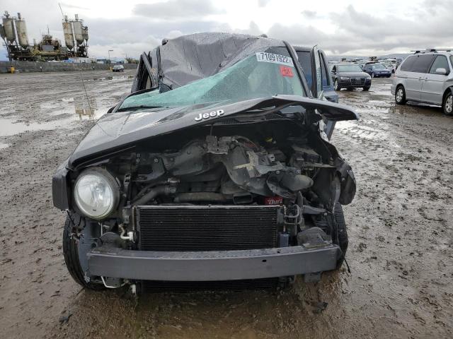 1C4NJPBB5GD514133 Jeep Patriot Sport