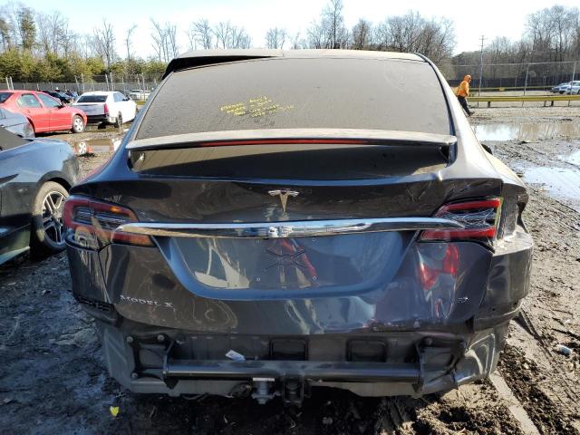 5YJXCBE22JF137844 Tesla MODEL X