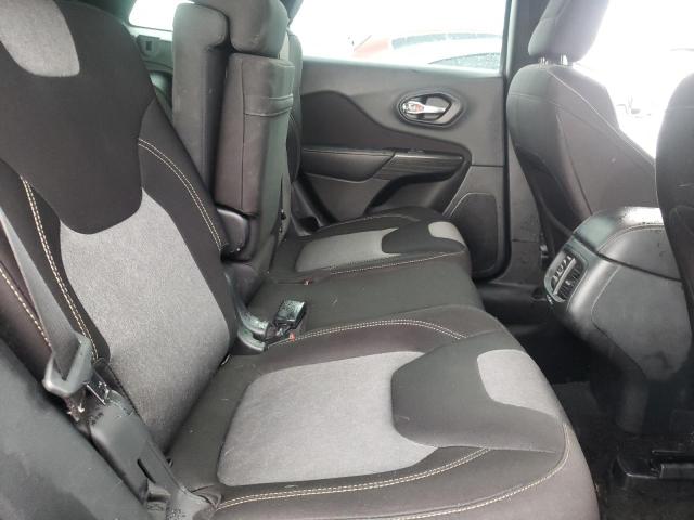 1C4PJLAB7FW579197 Jeep Cherokee Sport