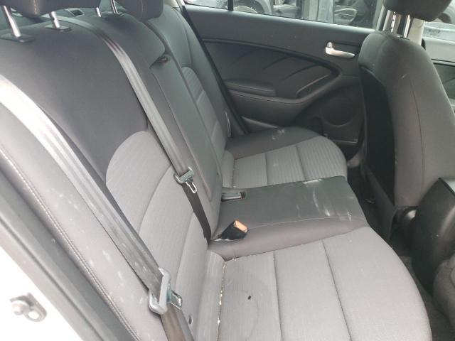 3KPFL4A76JE259718 KIA FORTE LX