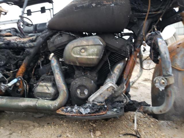 2017 HARLEY-DAVIDSON FLTRU 1HD1KGD12HB653938