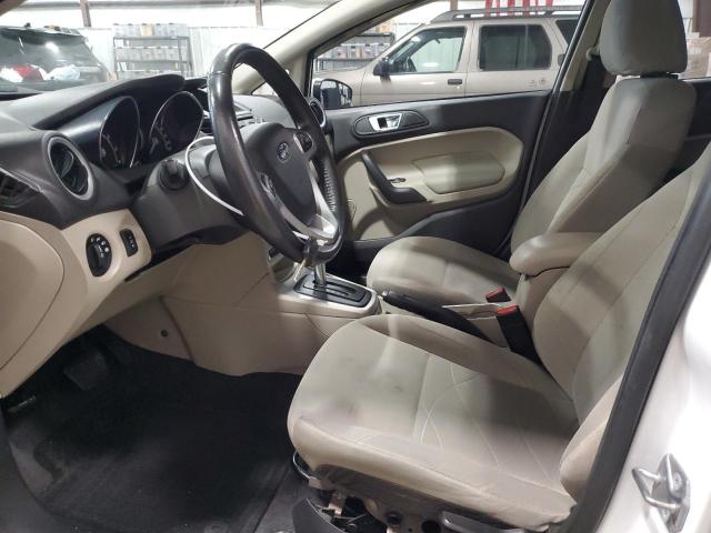  FORD FIESTA 2014 Белый