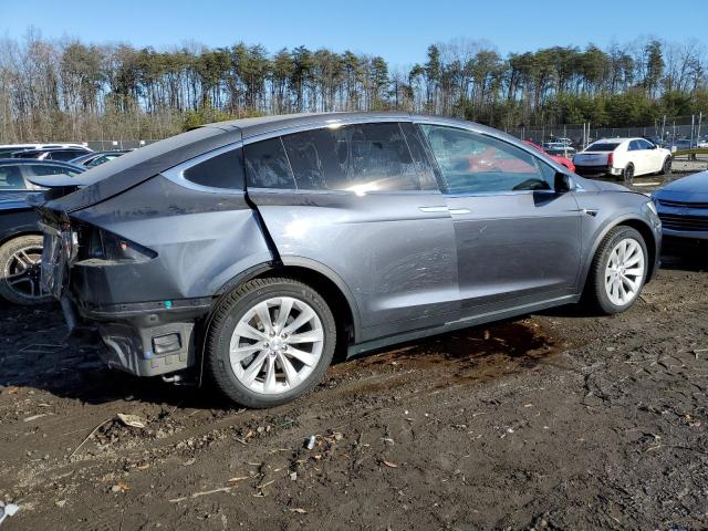 5YJXCBE22JF137844 Tesla MODEL X