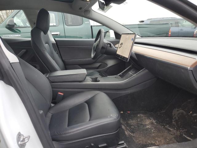 5YJ3E1EA1LF633019 Tesla MODEL 3