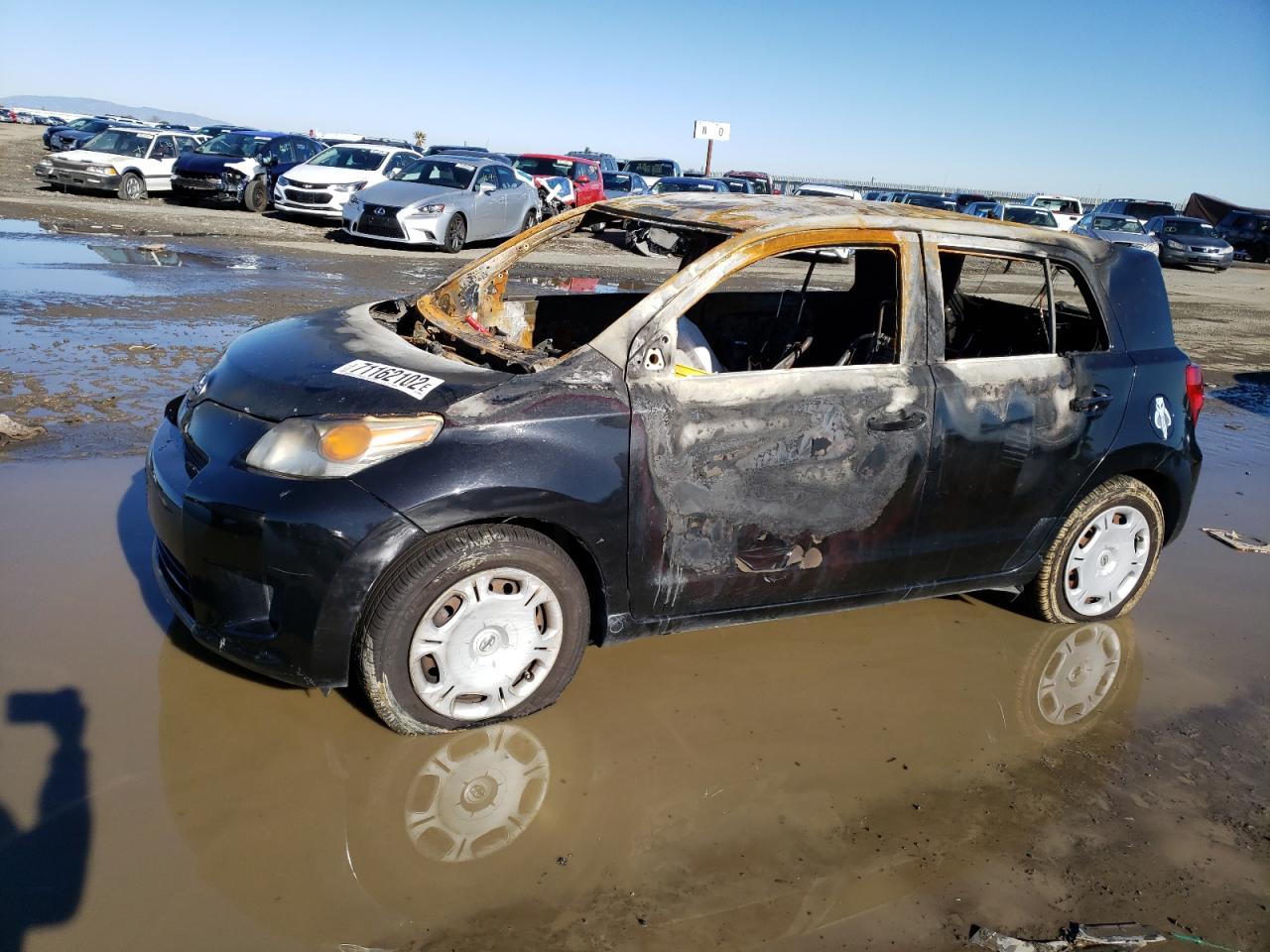 2008 Toyota Scion Xd for Sale in Antelope, CA - Burn