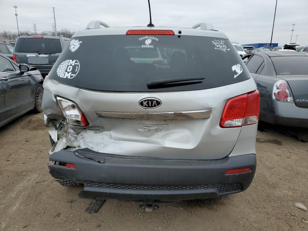 5XYKTDA26CG249893 2012 Kia Sorento Base