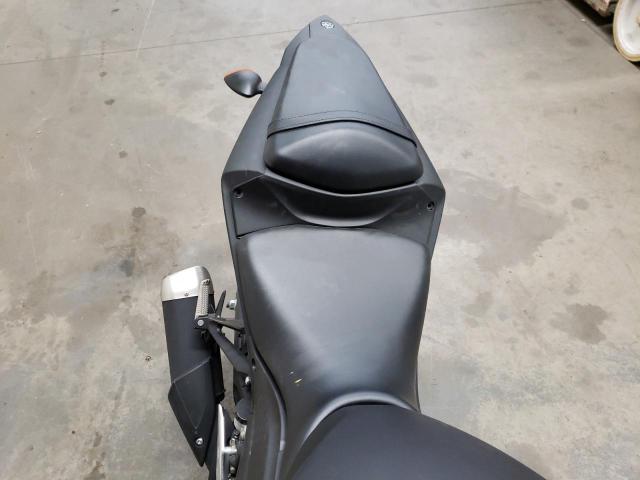 2019 YAMAHA YZFR3 A MH3RH18Y6KK001596