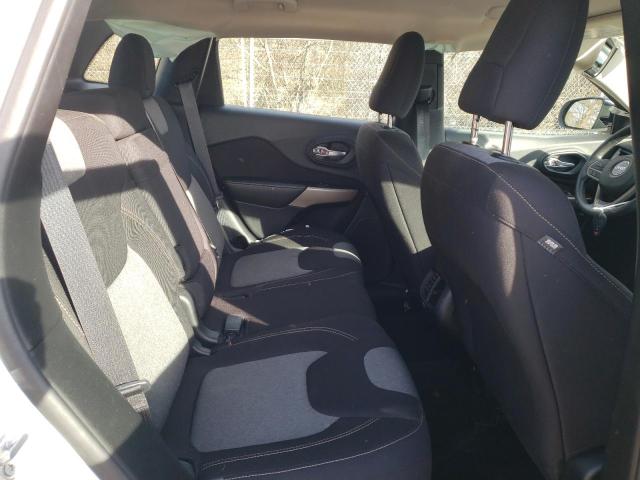 1C4PJMAB7HD215740 Jeep Cherokee Sport