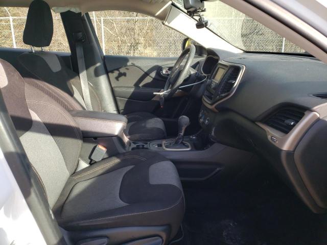 1C4PJMAB7HD215740 Jeep Cherokee Sport