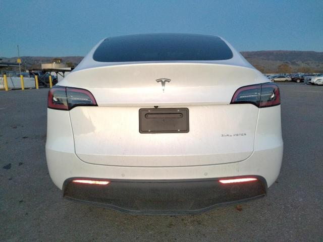 7SAYGDEE2NF329918 Tesla Model Y
