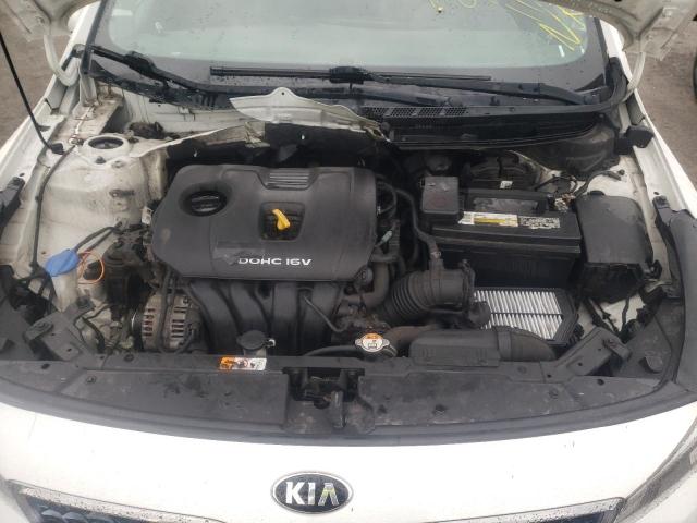 3KPFK4A7XHE021660 KIA FORTE LX