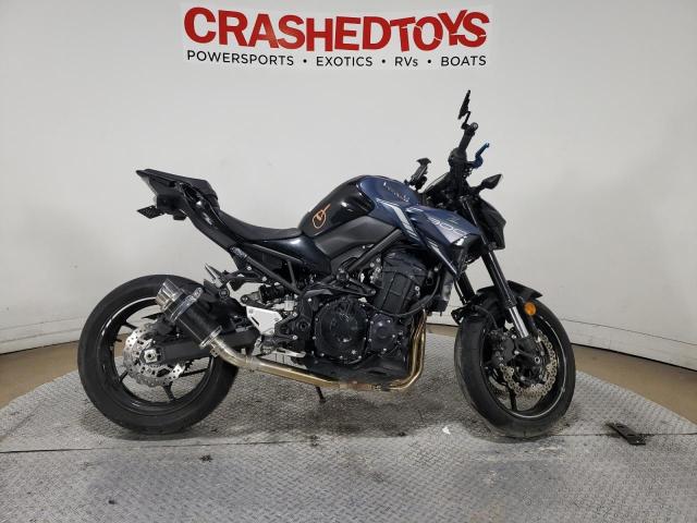 Salvage motorcycles for sale at Dallas, TX auction: 2022 Kawasaki ZR900
