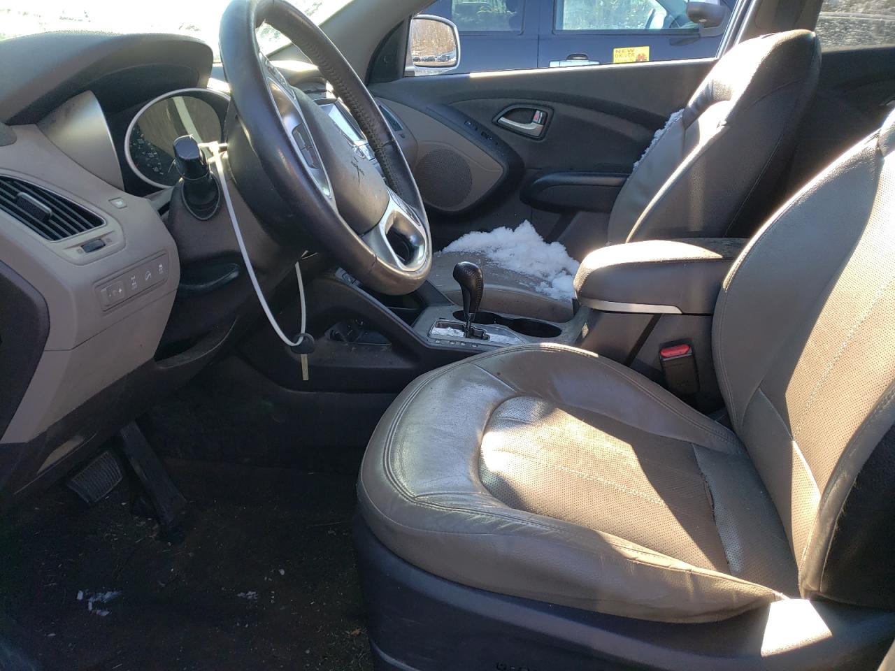 2012 Hyundai Tucson - Image 7