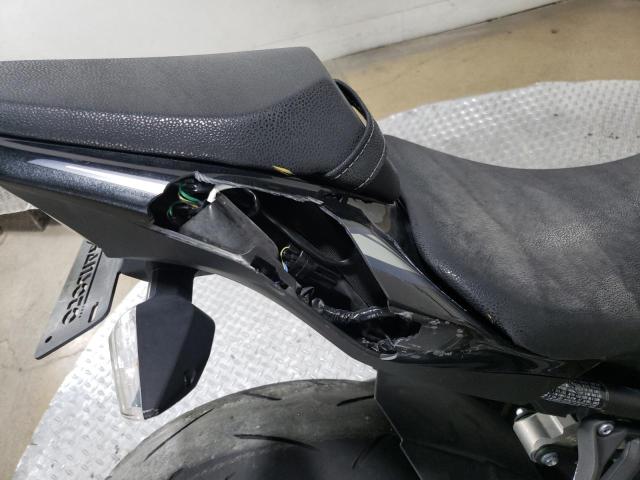2022 KAWASAKI ZR900 - JKAZR2F15NA040191