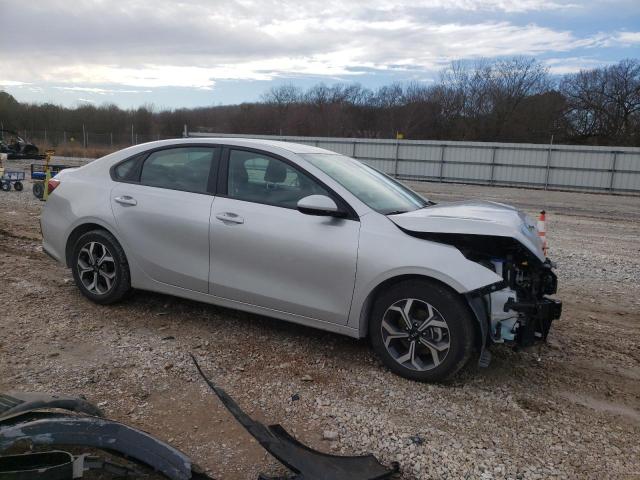 3KPF24AD1ME390827 KIA FORTE FE