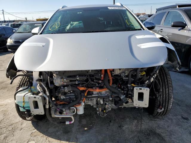 KNDCB3LC5L5365604 KIA NIRO LX