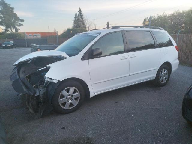 Salvage cars for sale from Copart San Martin, CA: 2007 Toyota Sienna CE