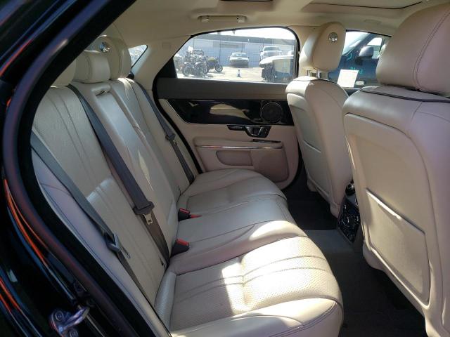 2017 JAGUAR XJ SAJWA1C77H8W04035