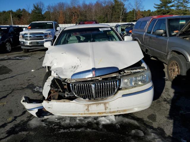 1LNHM81W62Y616794 Lincoln Town Car Executive