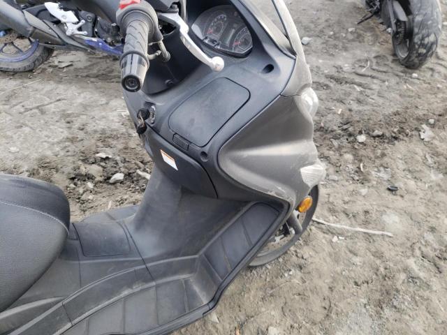 2019 SUZUKI UH200 - MLCCH41A3K1600080