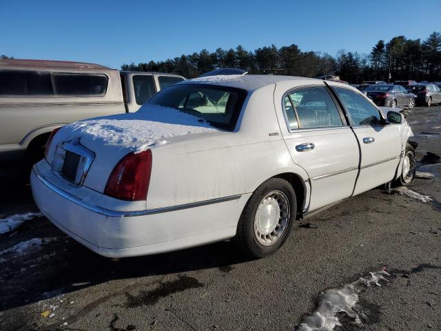 1LNHM81W62Y616794 Lincoln Town Car Executive