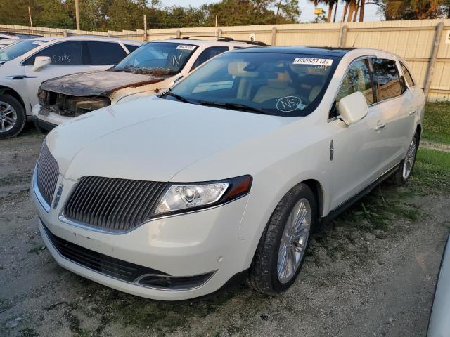 2014 Lincoln MKT 