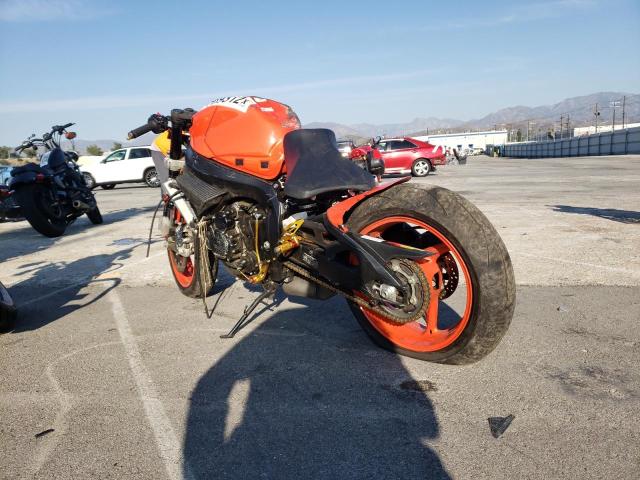 2022 SUZUKI GSX-R600 - JS1GN7FA6N7100329