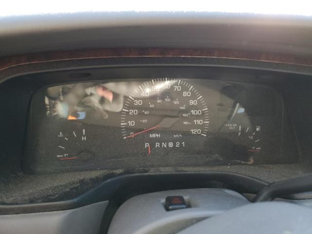 1LNHM81W62Y616794 Lincoln Town Car Executive