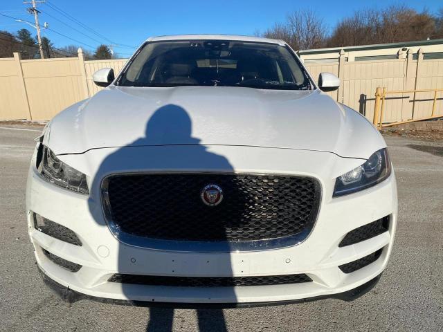 SADCJ2FX0LA641002 Jaguar F-pace Premium