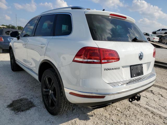 2017 VOLKSWAGEN TOUAREG WO WVGRF7BP9HD001687