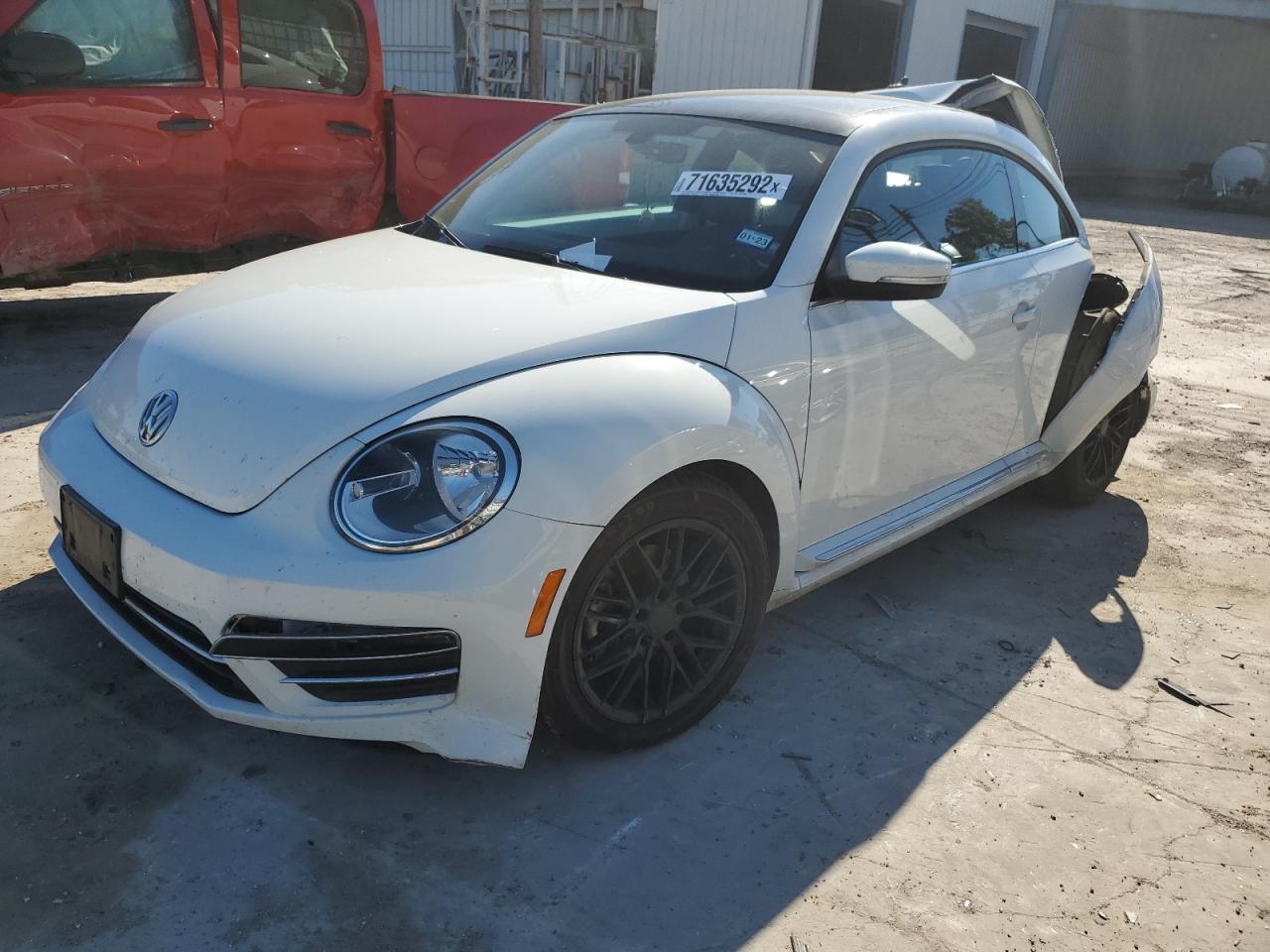 VW Beetle 2018