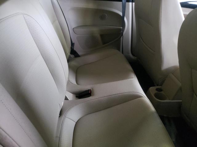 2019 VOLKSWAGEN BEETLE SE 3VWJD7AT8KM716944