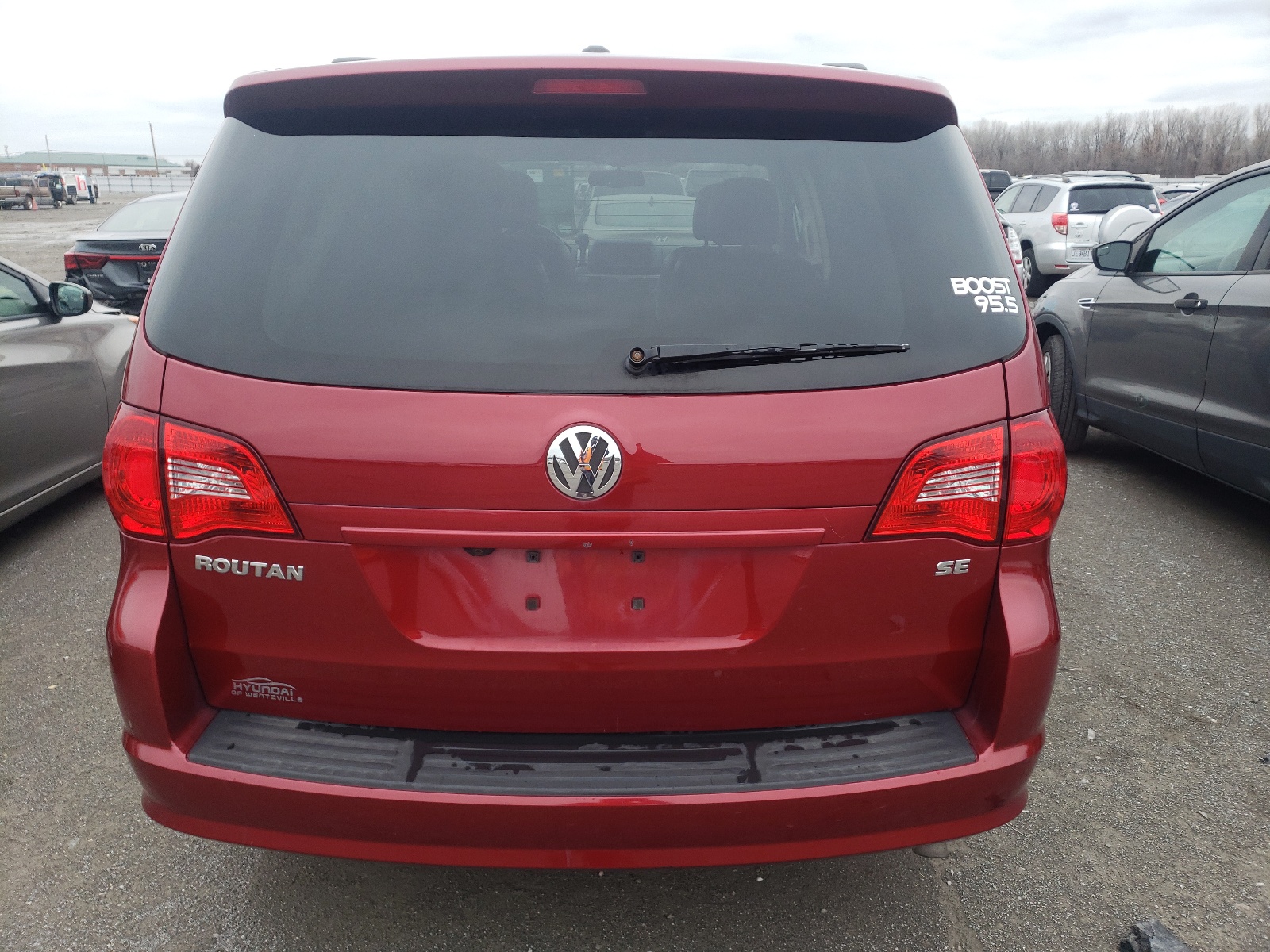 2C4RVABG6CR240396 2012 Volkswagen Routan Se