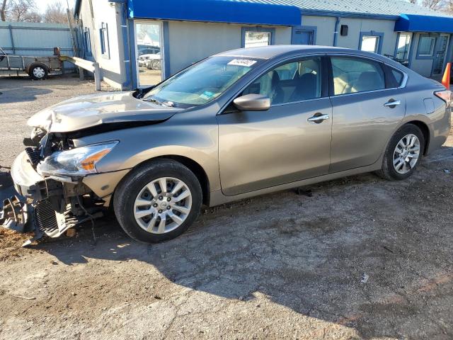 Salvage cars for sale from Copart Wichita, KS: 2015 Nissan Altima 2.5