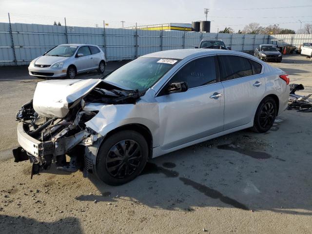 Salvage cars for sale from Copart Antelope, CA: 2016 Nissan Altima 2.5