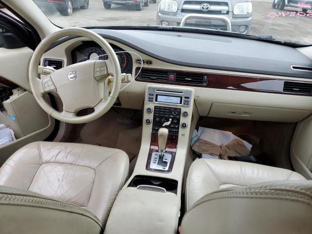 YV4BZ982X81008697 Volvo XC70