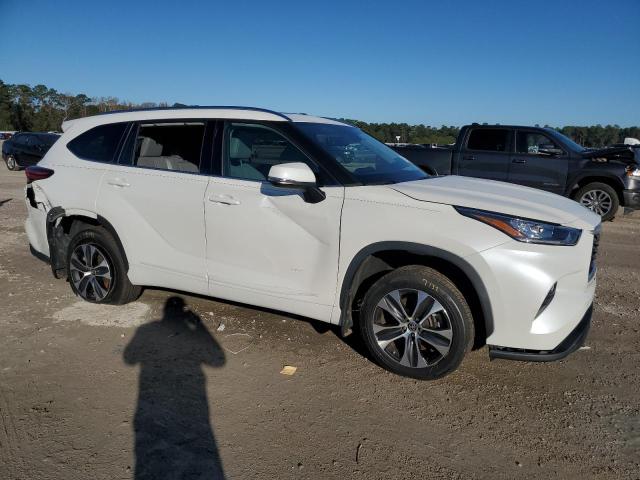 VIN 5TDHZRBHXLS000587 2020 Toyota Highlander, Xle no.4