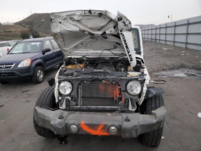 1C4AJWAG5HL725961 Jeep Wrangler Sport