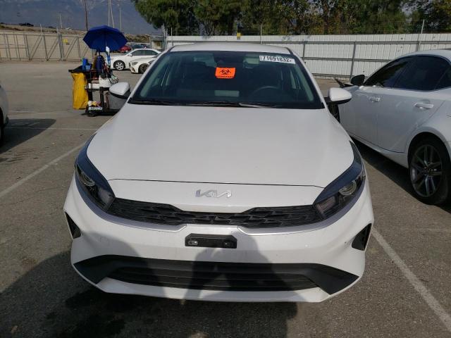 3KPF24AD9NE440049 KIA FORTE FE