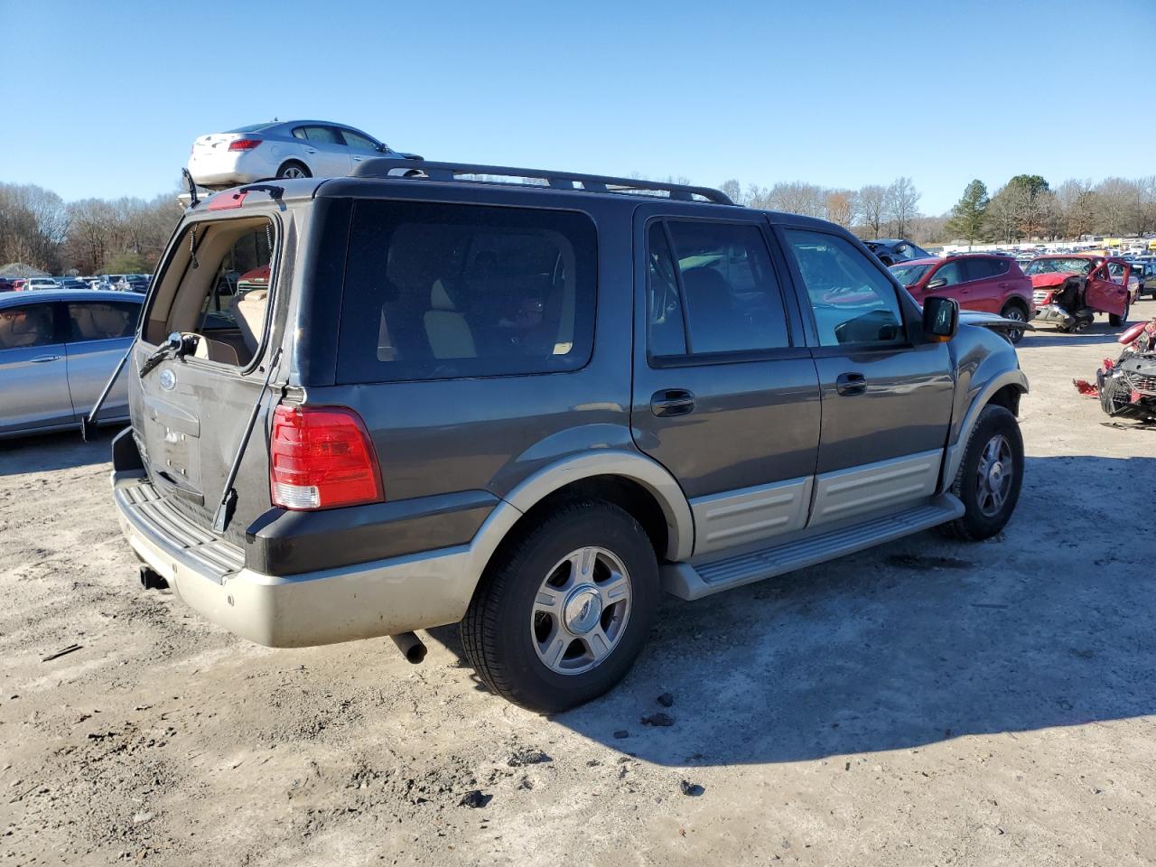 1FMFU17555LB08542 2005 Ford Expedition Eddie Bauer