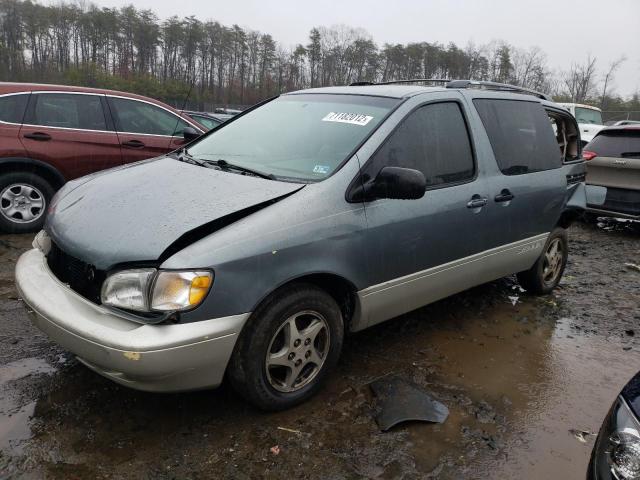 1998 Toyota Sienna LE