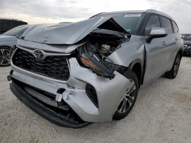 VIN 5TDGZRAH8MS087999 2021 Toyota Highlander, Xle no.1