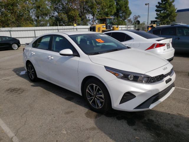 3KPF24AD9NE440049 KIA FORTE FE